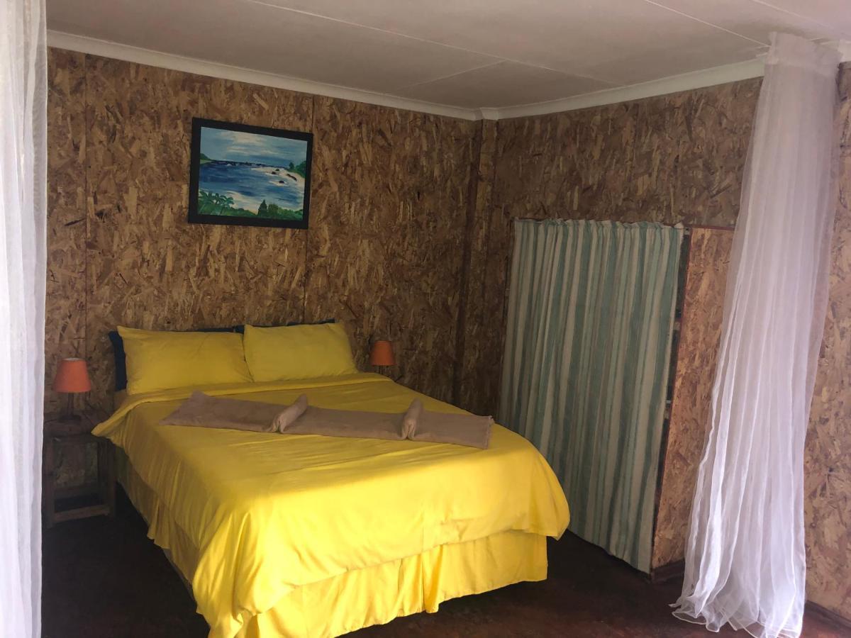 Paraiso Do Ouro Beach Front Resort Budget Accommodation 蓬塔杜欧鲁 外观 照片