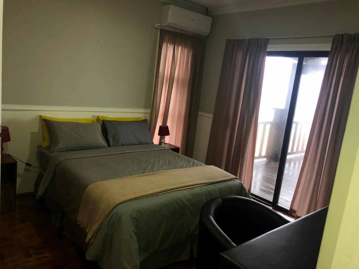 Paraiso Do Ouro Beach Front Resort Budget Accommodation 蓬塔杜欧鲁 外观 照片
